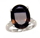 LADIES OVAL SMOKY & DIAMOND RING