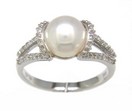 LDS PEARL & DIAMOND RING