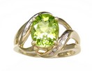 LDS OV PERIDOT & CHANNEL DIA RING