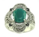 LDS GREEN AGATE & ONYX RING W/MARCAS