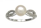 LDS PEARL & DIAMOND RING